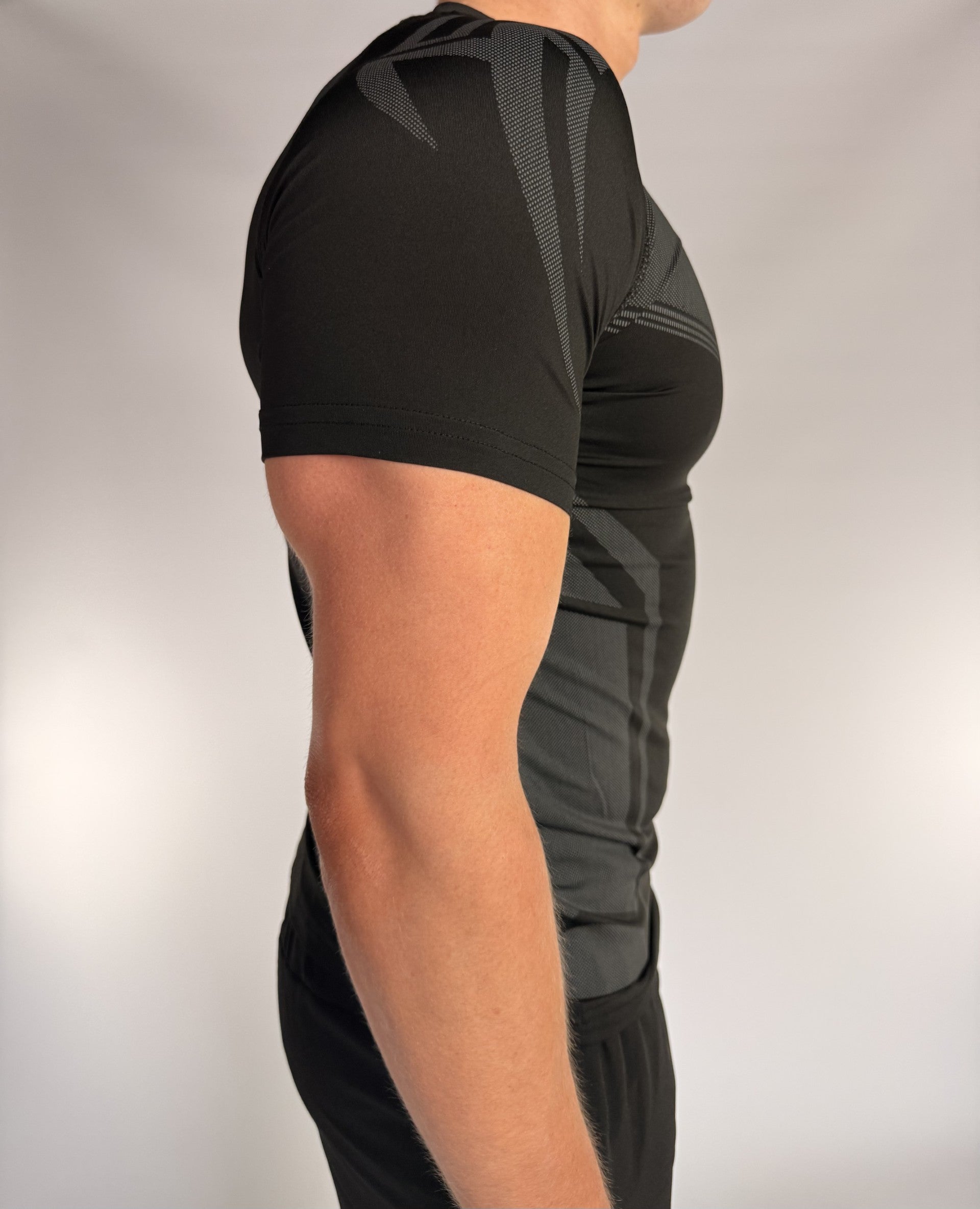 Carbon Compression Tee